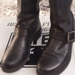 FRYE biker boots 71/2